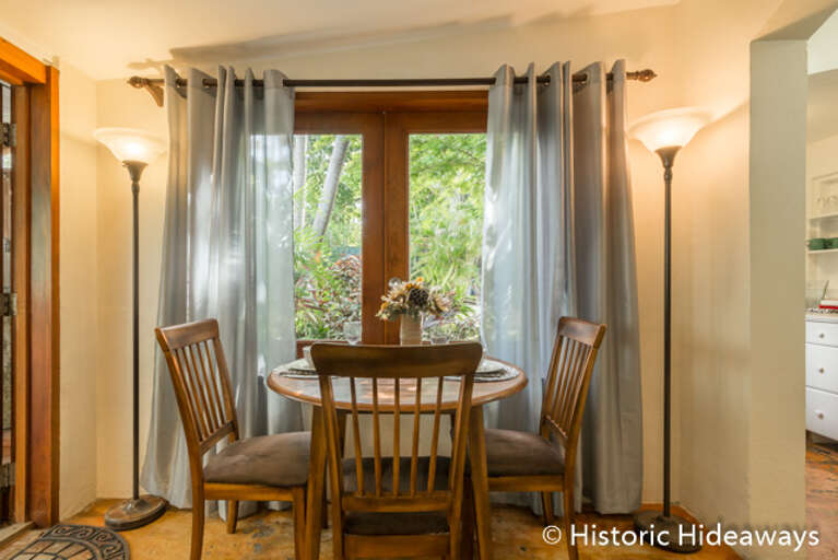 Dining Table Dining Table