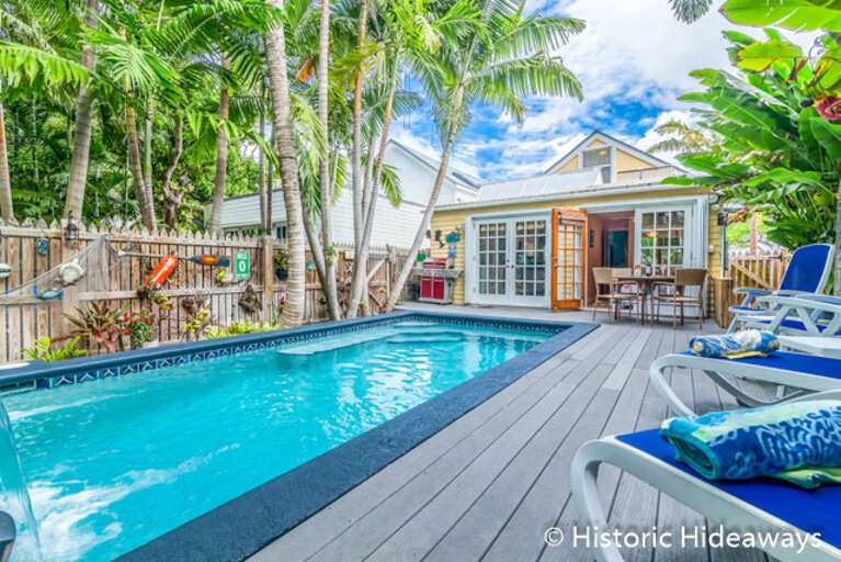 Anchors Away Spacious 3 Bedroom House for 6 Guests in Key West, FL
