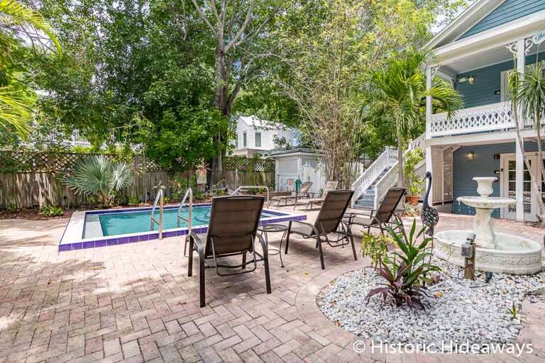Coral Condo Beautiful 1 Bedroom Vacation Rental Key West, FL Sleeps 3