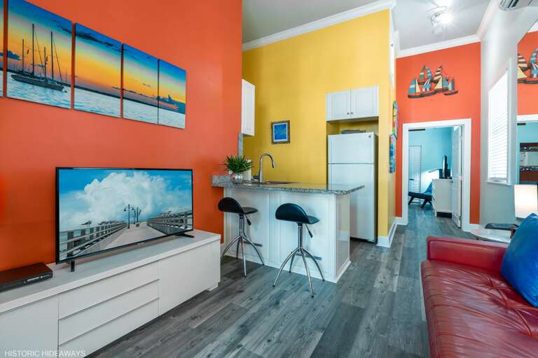 Living / Kitchen Area Living / Kitchen Area