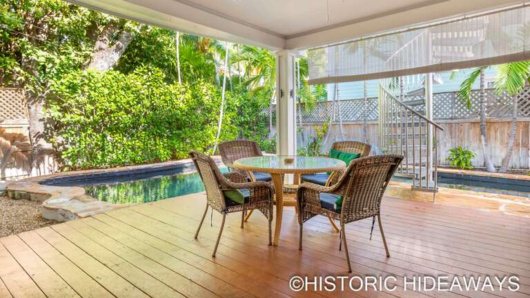 Covered Rear Patio Covered Rear Patio
