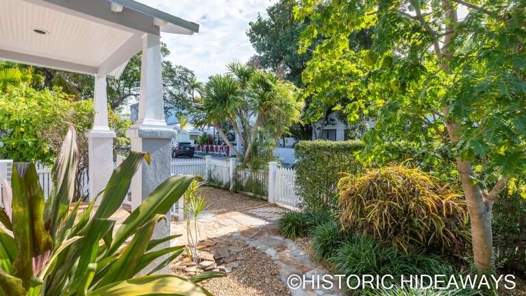 Front Yard Front Yard