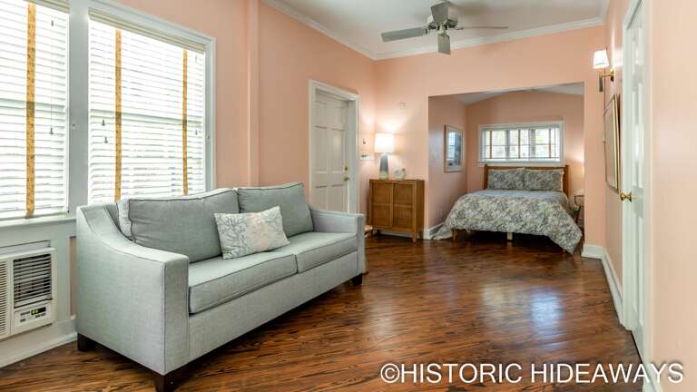 Front Room - Full Bed Front Room - Full Bed