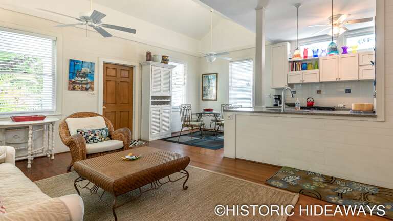 Living / Dining / Kitchen Area Living / Dining / Kitchen Area