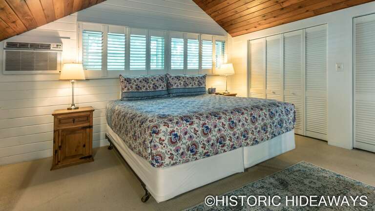 Upstairs Bedroom Upstairs Bedroom