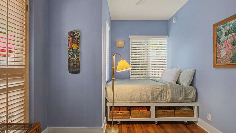 Full Size Bed
