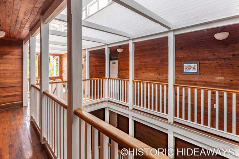 Interior Hall (3rd Floor)