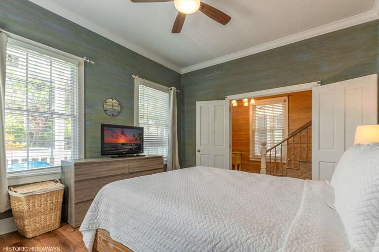 Downstairs Guest Bedroom Downstairs Guest Bedroom