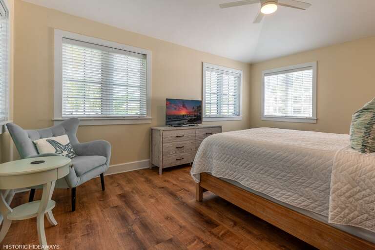 Master Bedroom Master Bedroom