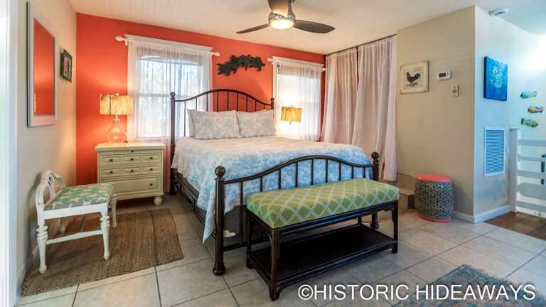 Master / Loft Bedroom